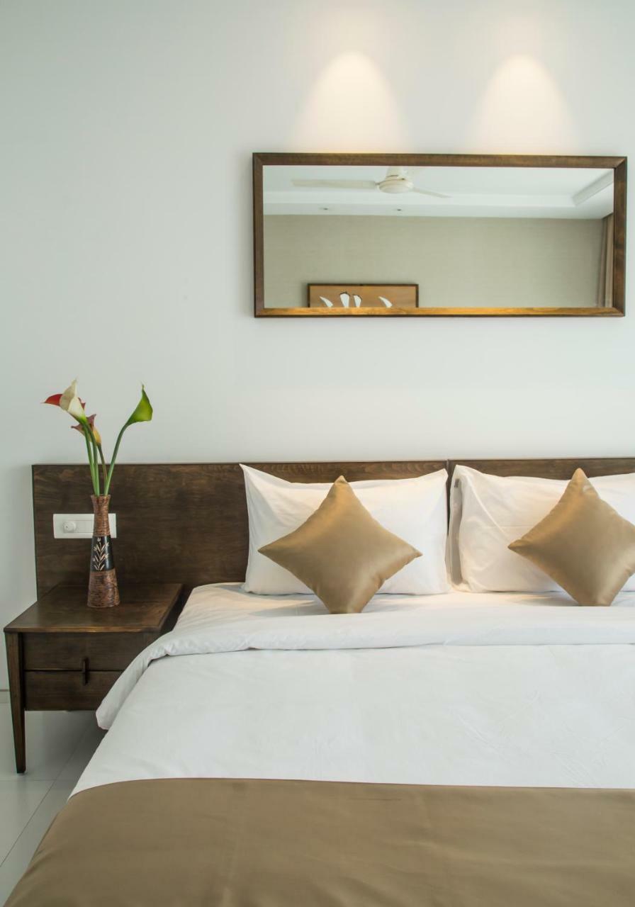 Kent Baywatch Suites Kochi Ngoại thất bức ảnh