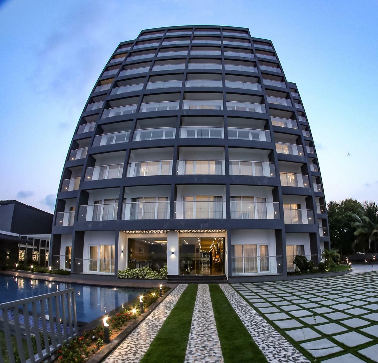 Kent Baywatch Suites Kochi Ngoại thất bức ảnh