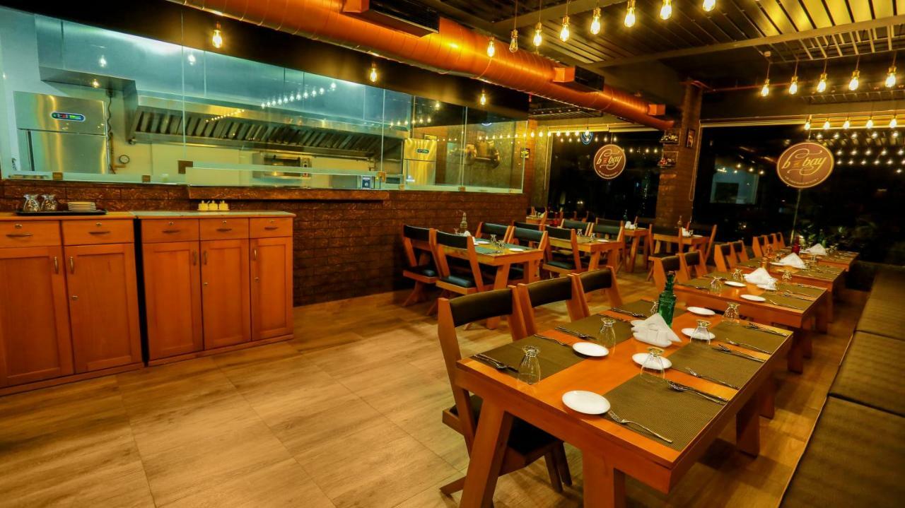 Kent Baywatch Suites Kochi Ngoại thất bức ảnh